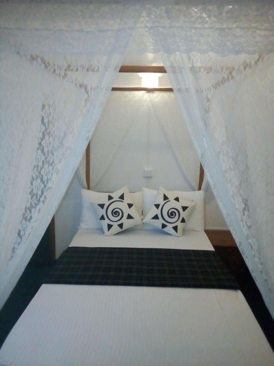 Zion White House Hotell Nuwara Eliya Rum bild